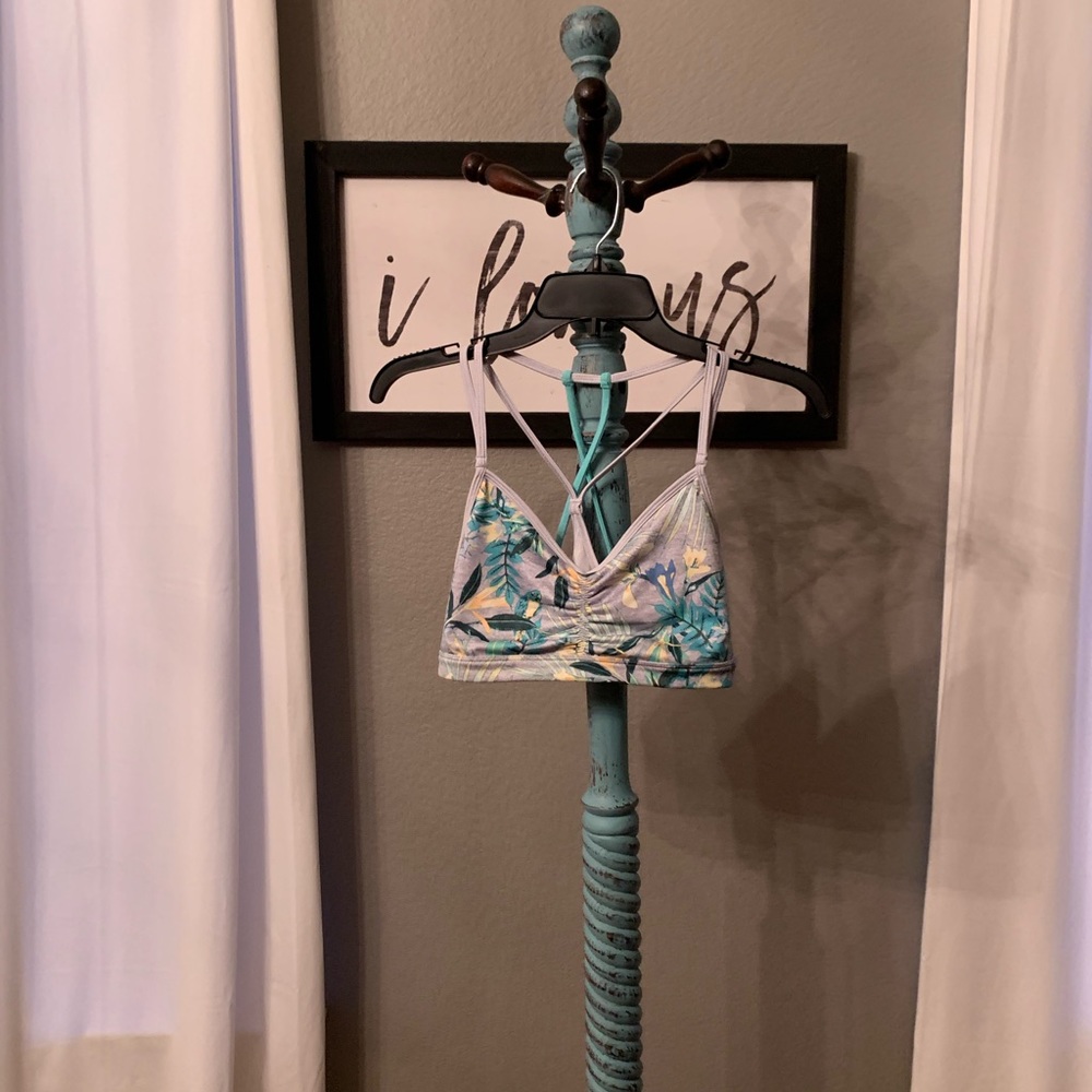 Old Navy sports bra